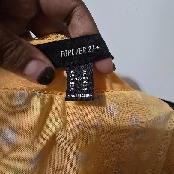 Forever 21 Plus Women's Yellow Floral Mini Skirt Size 1X - Picture 5 of 9